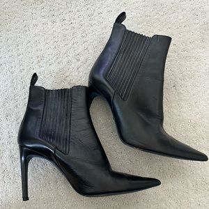 Zara Woman genuine leather bootie